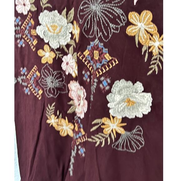 NWT Anthropology by Caite Tees Women's Burgundy Embroidered Shirt - Size Small - Picture 6 of 10